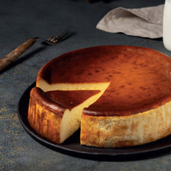 Moda Cheesecake, San Sebastian, Pre-Sliced (9"), 12pcs x 110g = 2.9lbs (1320g)