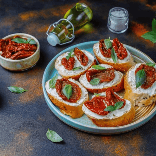 Cheese and Sundried Tomato Bread Recipe - TULUMBA