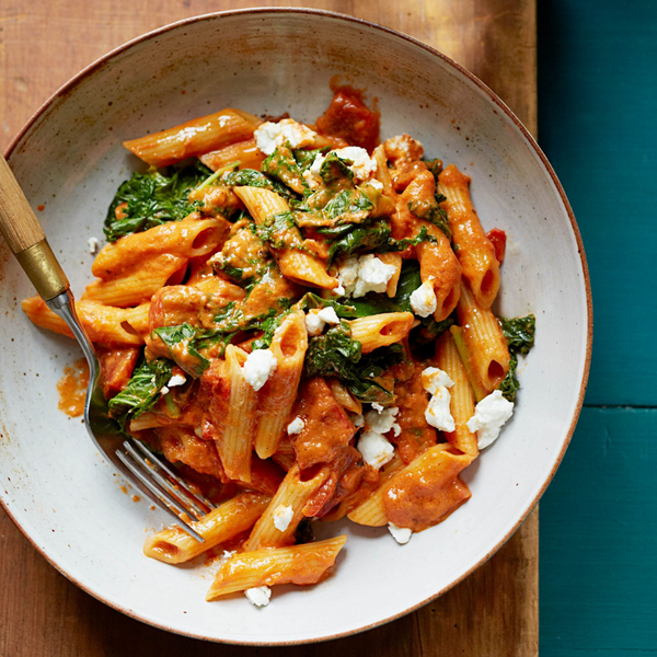 Creamy Roasted Red Pepper Pasta Recipe